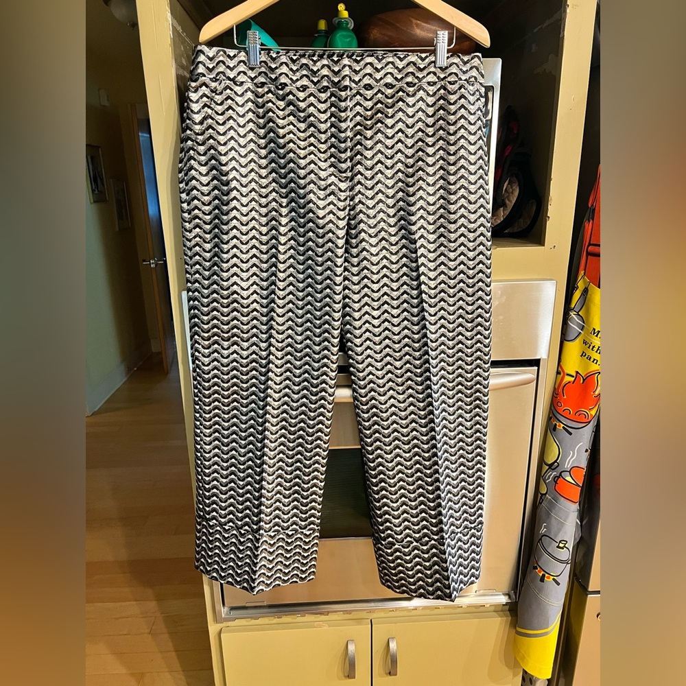Trina Turk Geometric Print Cuff Silver/Black Dress Pants Sz.16 NWOT